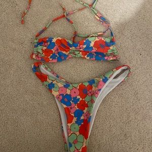 Trendy bikini